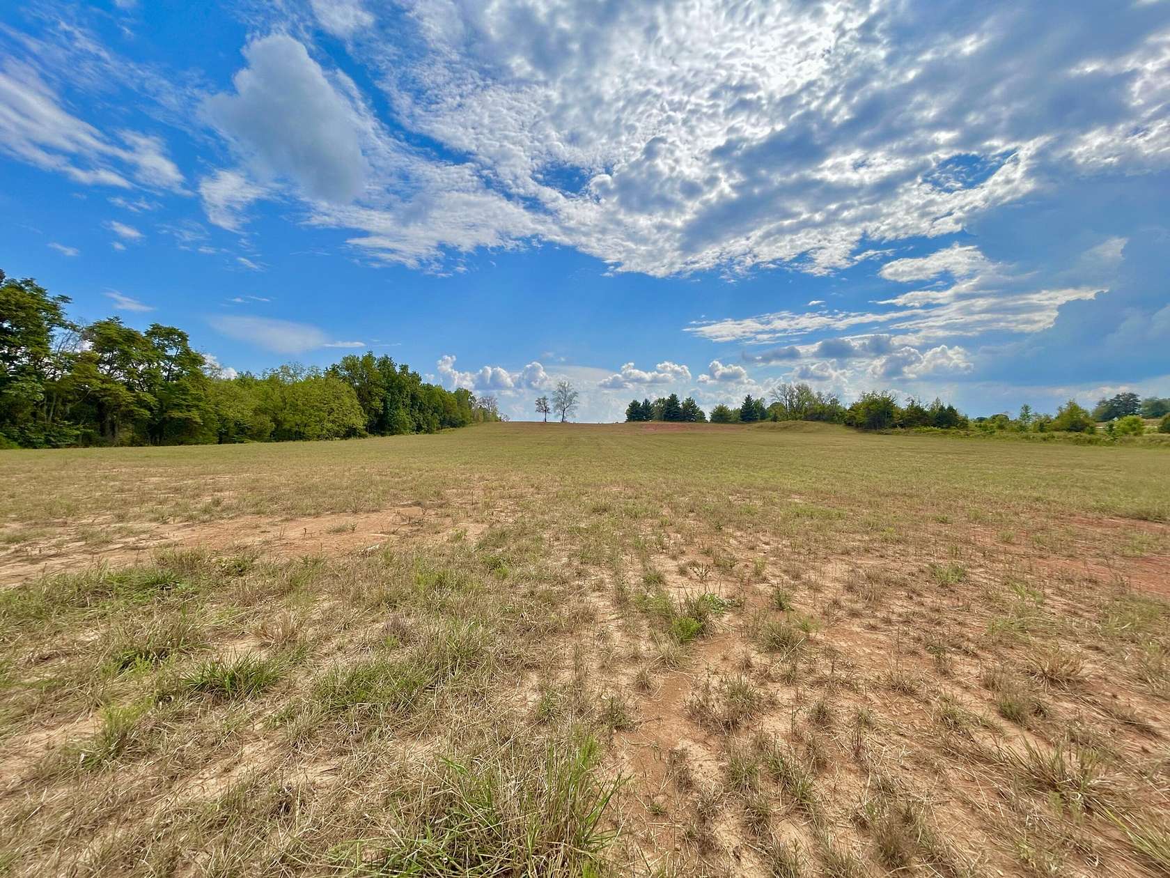 10.89 Acres of Commercial Land for Sale in Albany, Kentucky