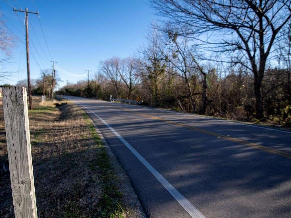 5.9 Acres of Mixed-Use Land for Sale in Lancaster, Texas