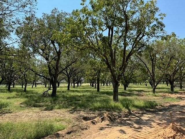 1.107 Acres of Residential Land for Sale in Granbury, Texas