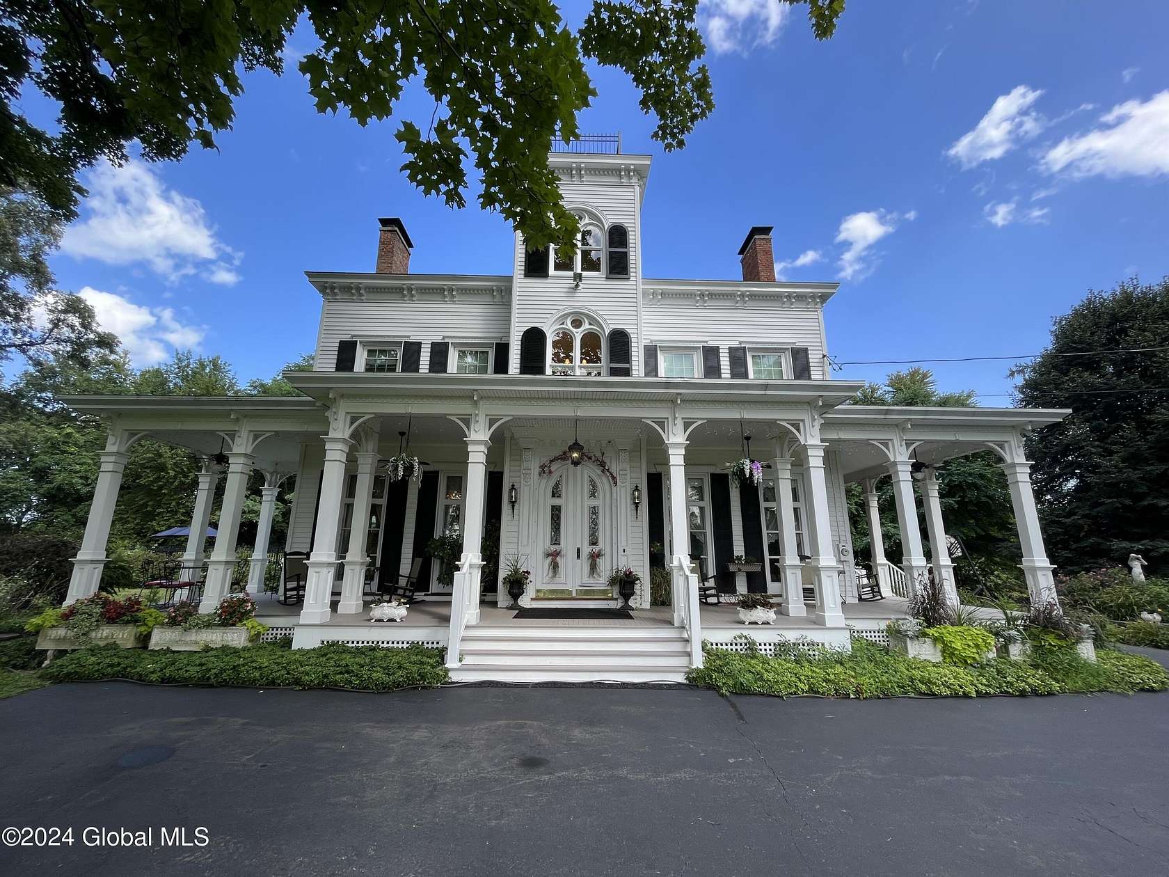 23.24 Acres of Land with Home for Sale in Schodack Town, New York