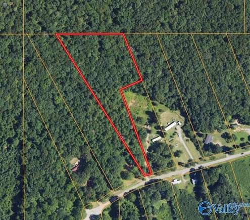 4.27 Acres of Land for Sale in Boaz, Alabama