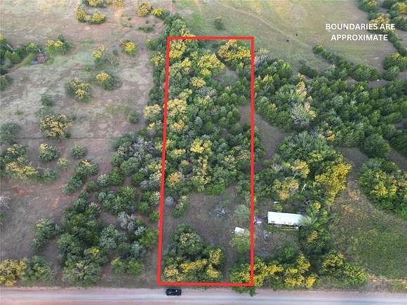 1.35 Acres of Residential Land for Sale in Guthrie, Oklahoma