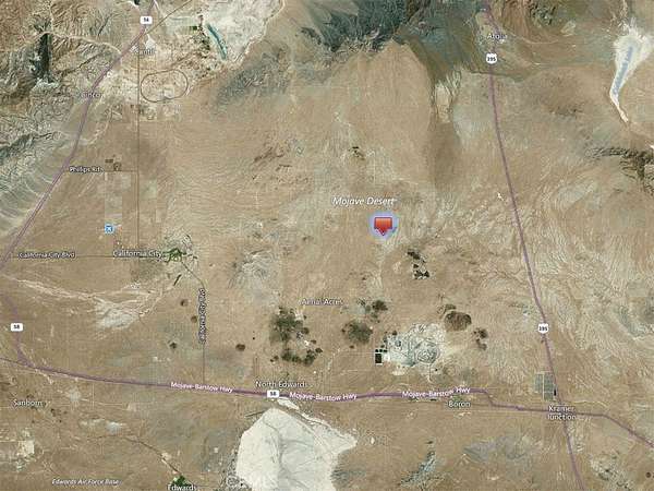 2.5 Acres of Land for Sale in Mojave, California