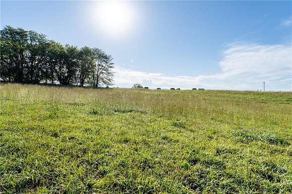 10 Acres of Land for Sale in Linwood, Kansas