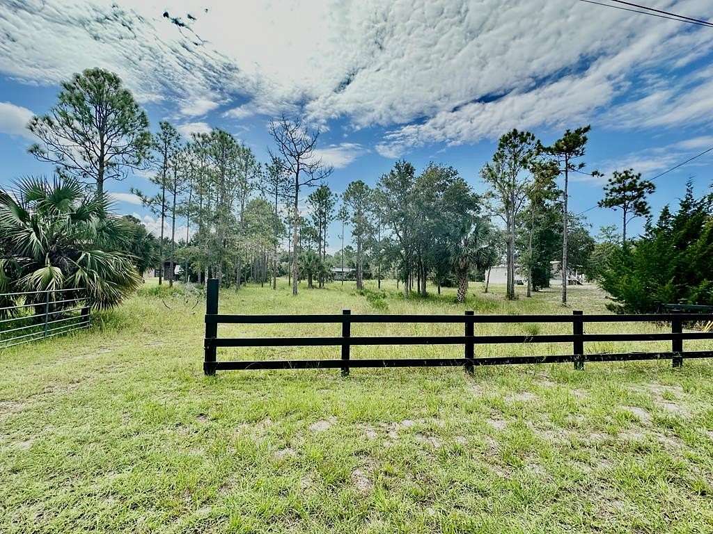 0.96 Acres of Residential Land for Sale in Steinhatchee, Florida