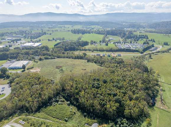 29.935 Acres of Mixed-Use Land for Sale in Wytheville, Virginia