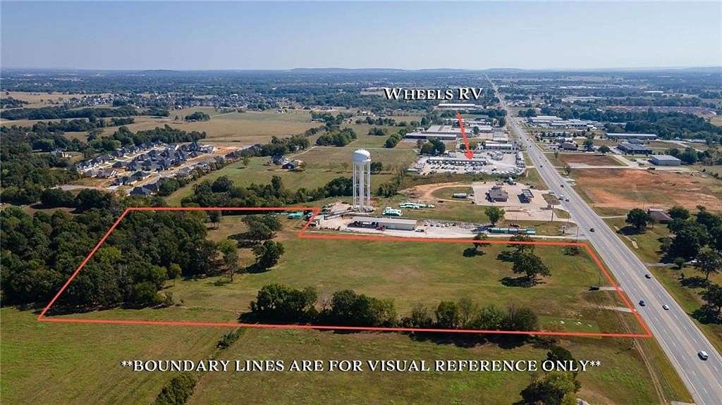 17.89 Acres of Commercial Land for Sale in Springdale, Arkansas