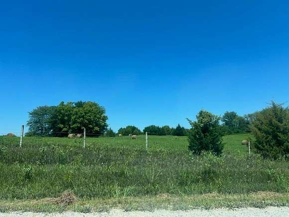 10 Acres of Residential Land for Sale in Linwood, Kansas