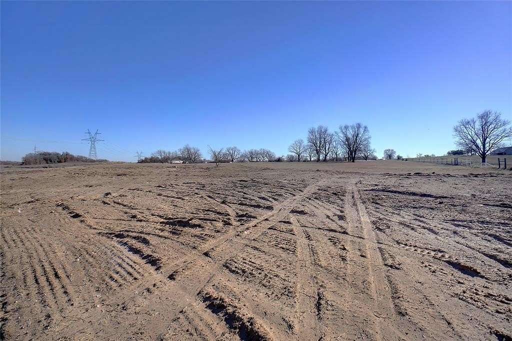 2.216 Acres of Land for Sale in Poolville, Texas