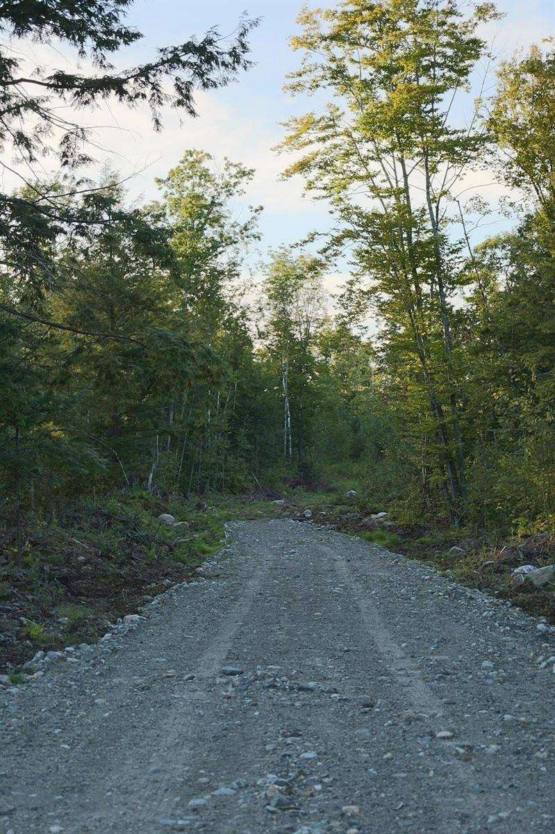 1.99 Acres of Residential Land for Sale in West Gardiner Town, Maine