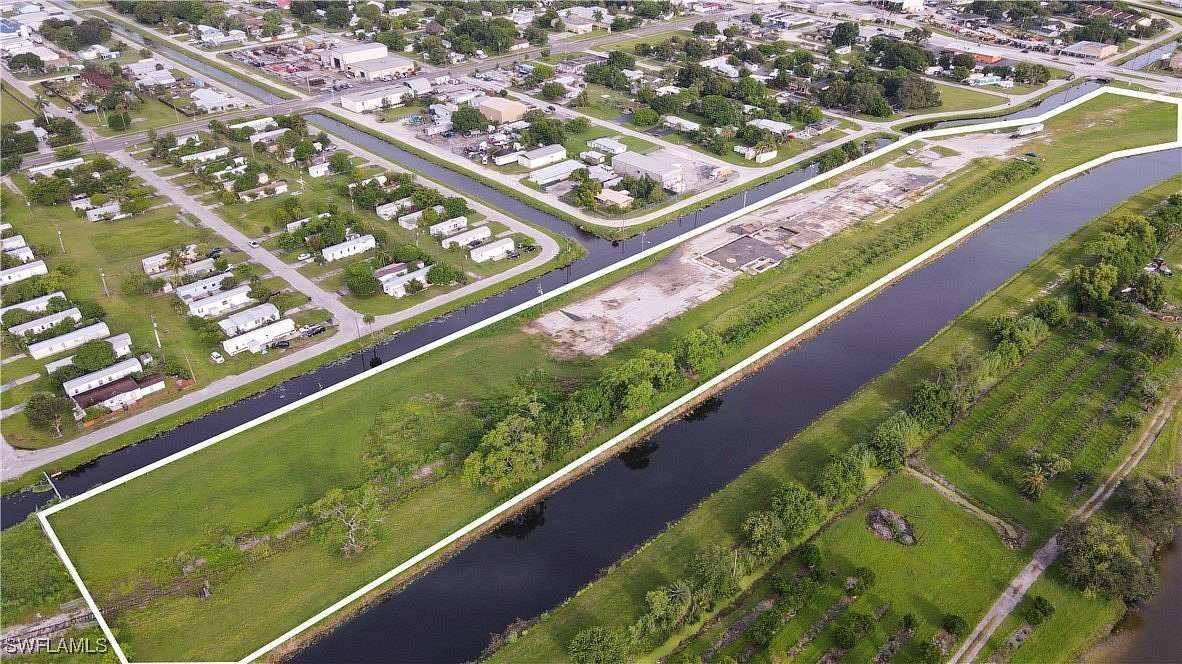 3.64 Acres of Commercial Land for Sale in Clewiston, Florida