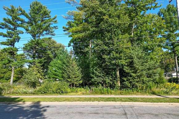 0.3 Acres of Residential Land for Sale in Wisconsin Rapids, Wisconsin