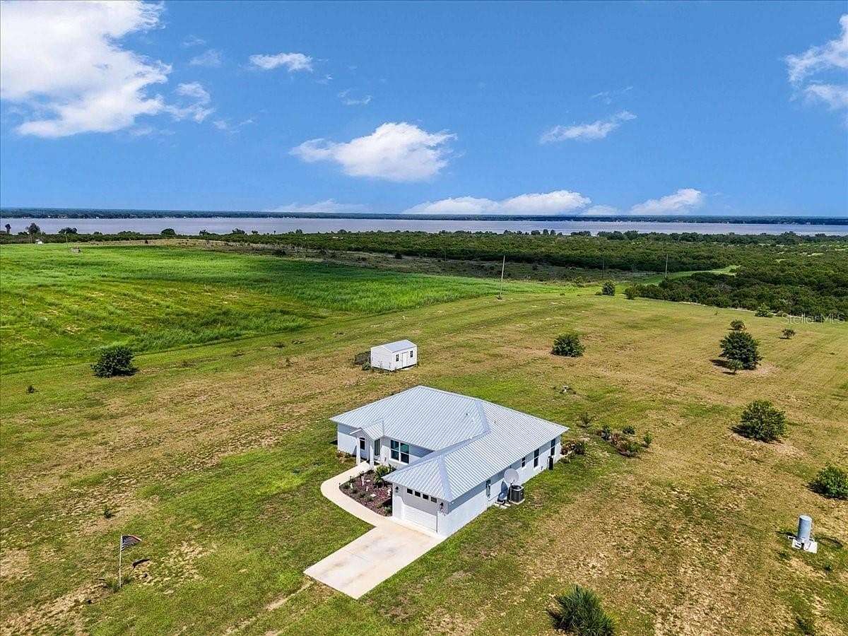 9.62 Acres of Residential Land with Home for Sale in Frostproof, Florida