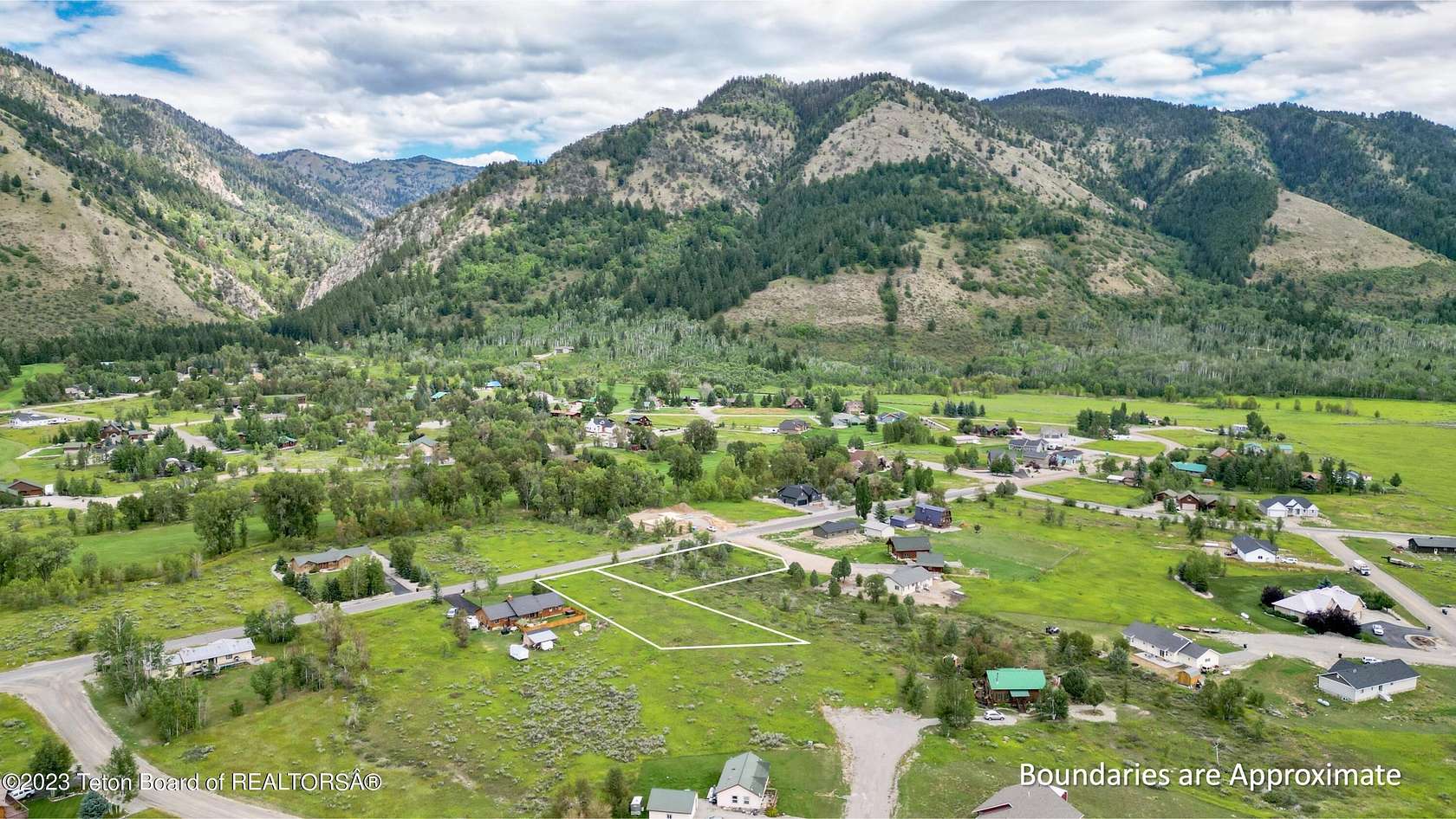 1.17 Acres of Land for Sale in Star Valley Ranch, Wyoming