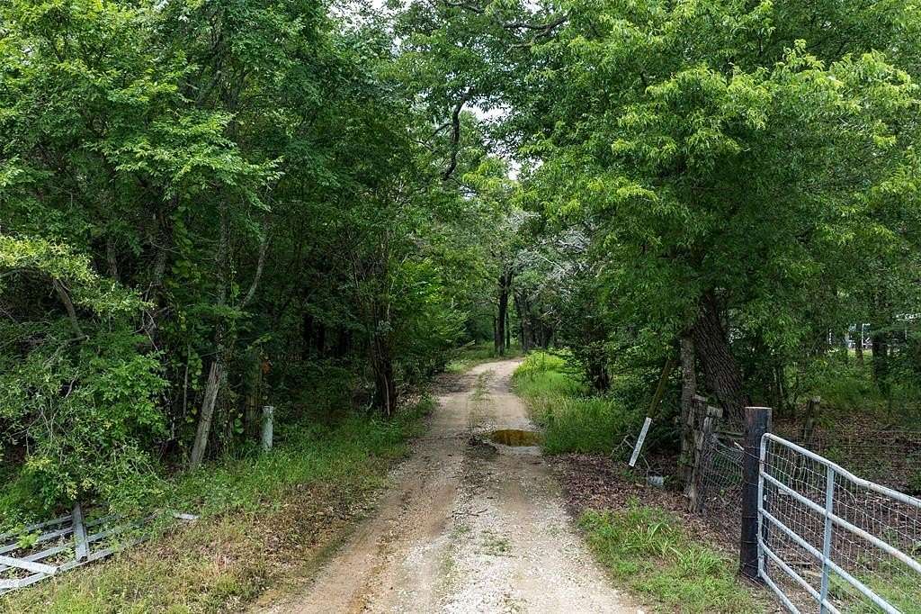 10.36 Acres of Land for Sale in Kemp, Texas