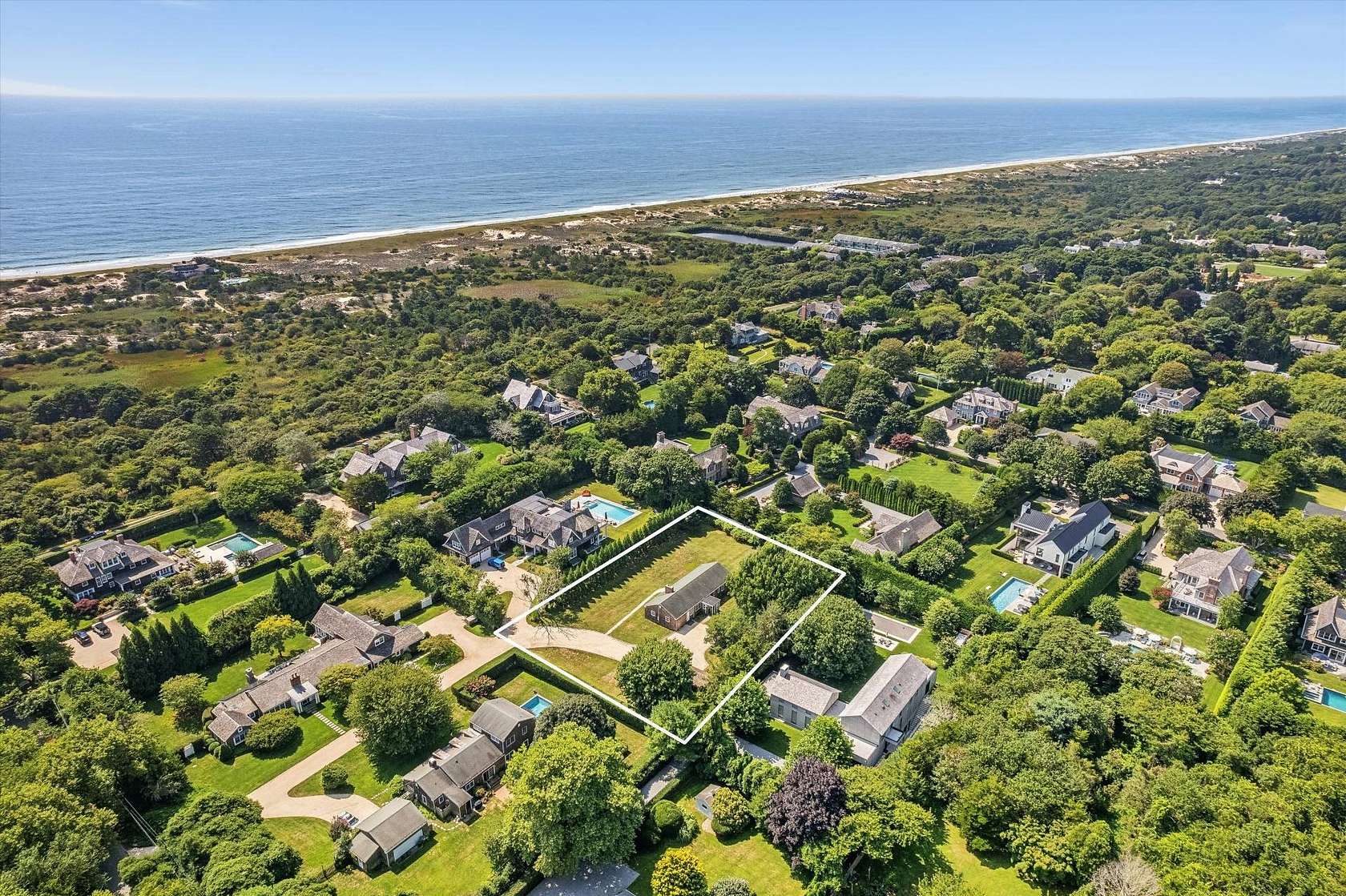 0.86 Acres of Land for Sale in Amagansett, New York