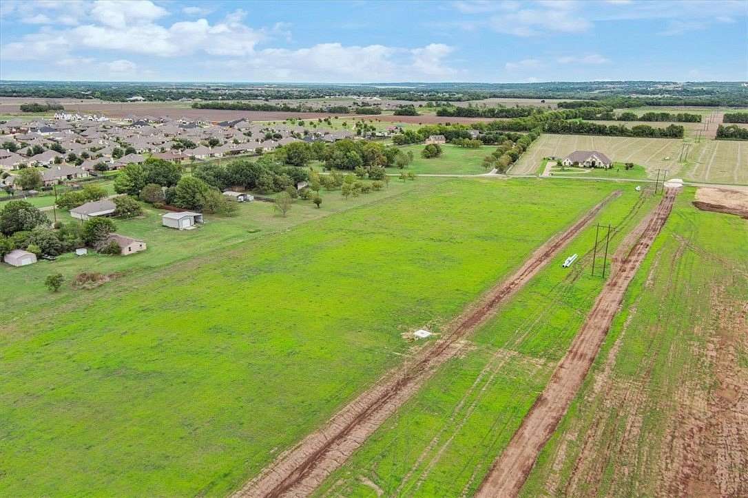 14.95 Acres of Land for Sale in McGregor, Texas