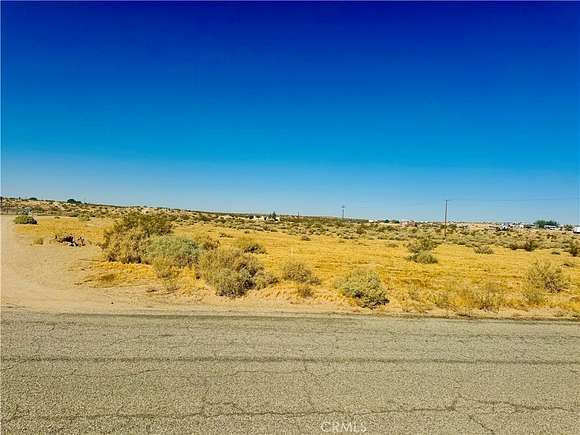 5 Acres of Land for Sale in Helendale, California