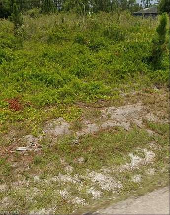 0.25 Acres of Residential Land for Sale in Lehigh Acres, Florida