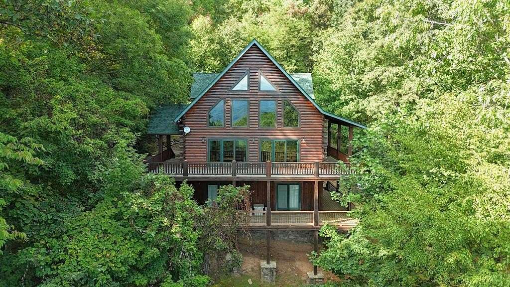 8.72 Acres of Residential Land with Home for Sale in Sylva, North Carolina