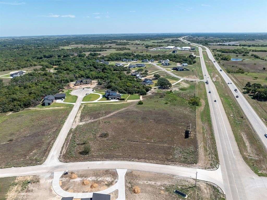 2 Acres of Residential Land for Sale in Decatur, Texas