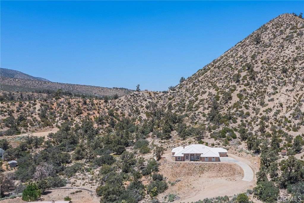 0.588 Acres of Residential Land for Sale in Piñon Hills, California