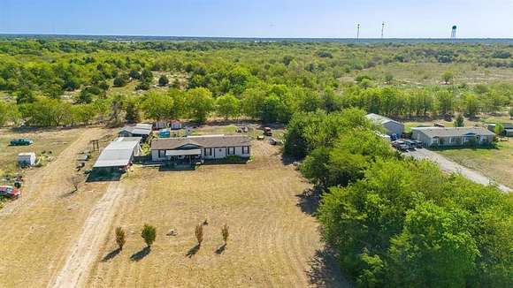 2 Acres of Residential Land with Home for Sale in Caddo Mills, Texas