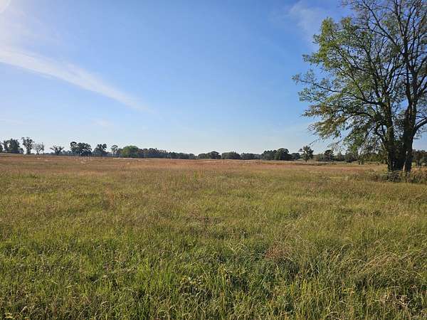 34 Acres of Land for Sale in Mount Pleasant, Texas