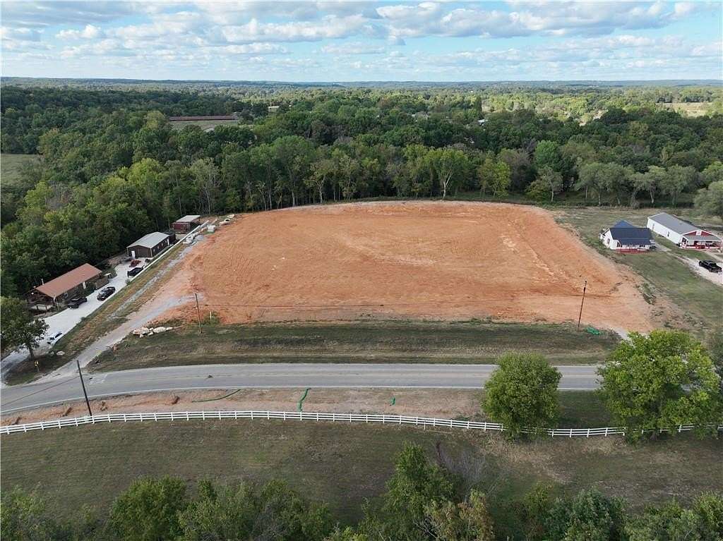 3.88 Acres of Commercial Land for Sale in Pea Ridge, Arkansas