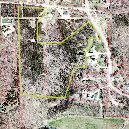 10 Acres of Residential Land for Sale in Columbia, Missouri