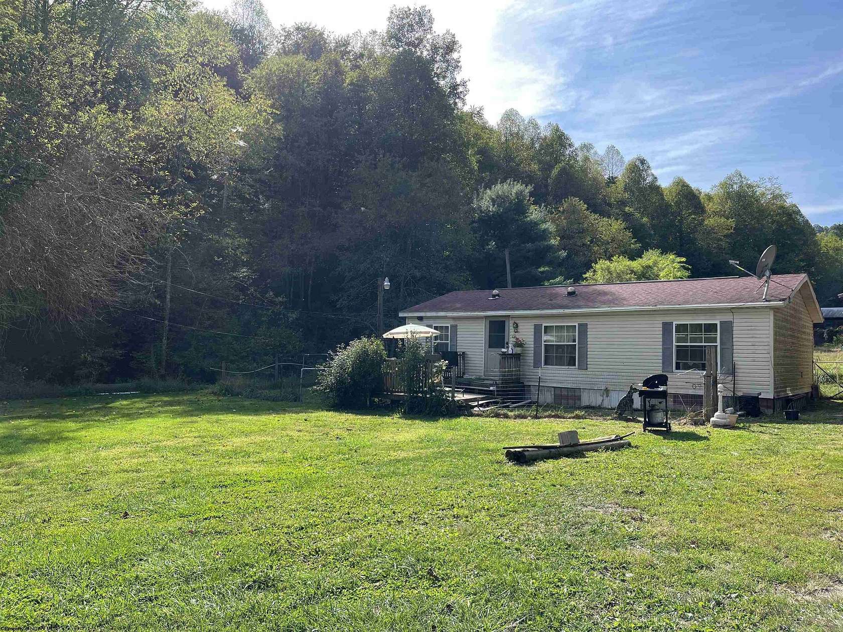 4.82 Acres of Residential Land with Home for Sale in Wallace, West Virginia