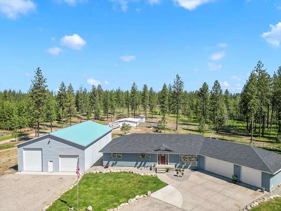 9.77 Acres of Land with Home for Sale in Spokane, Washington