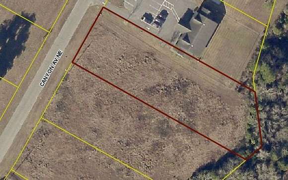 0.85 Acres of Commercial Land for Sale in Live Oak, Florida