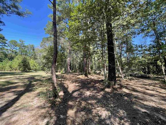 0.93 Acres of Residential Land for Sale in Jasper, Texas