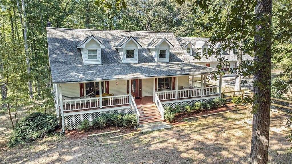 17.41 Acres of Land with Home for Sale in Hampton, Georgia