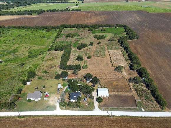 18.93 Acres of Land with Home for Sale in Hillsboro, Texas