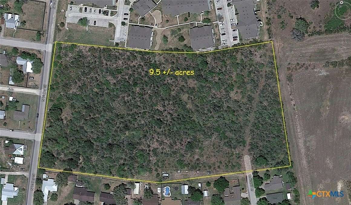 9.5 Acres of Residential Land for Sale in Cuero, Texas