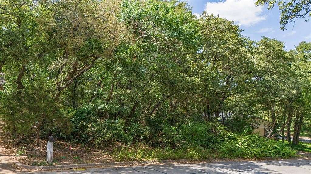 0.264 Acres of Residential Land for Sale in Arlington, Texas