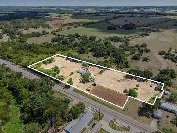 3.084 Acres of Improved Mixed-Use Land for Sale in Florence, Texas