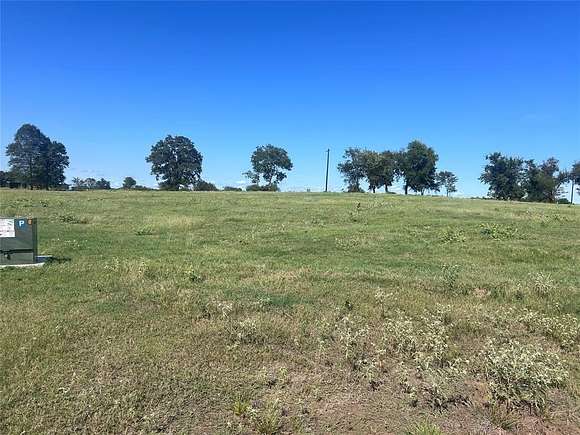 2.11 Acres of Residential Land for Sale in Yantis, Texas