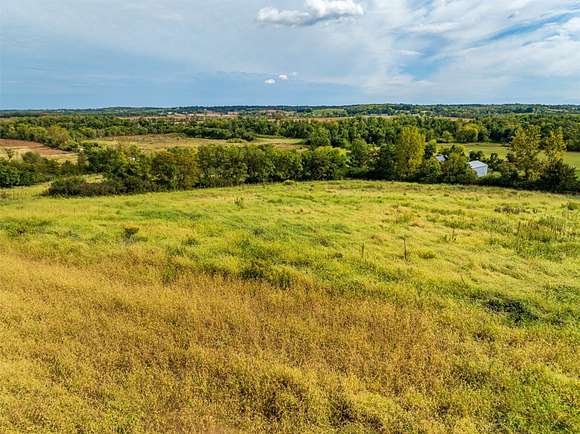 11 Acres of Land for Sale in Des Moines, Iowa