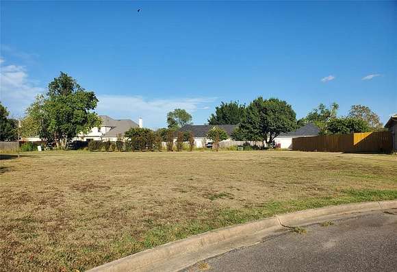 0.53 Acres of Residential Land for Sale in Bonham, Texas