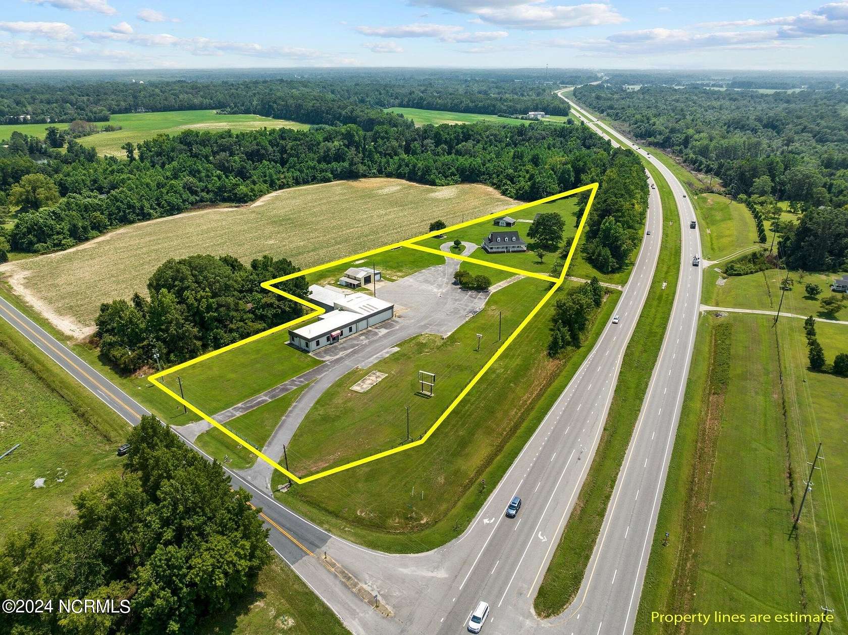 5.36 Acres of Improved Mixed-Use Land for Sale in Grifton, North Carolina