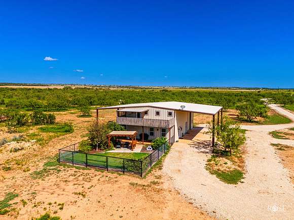 156.5 Acres of Land with Home for Sale in Bronte, Texas