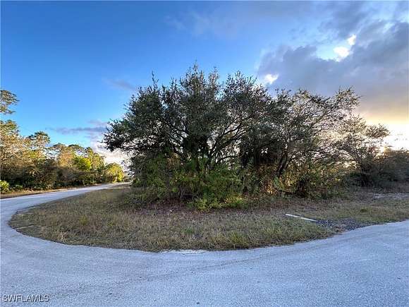 0.25 Acres of Residential Land for Sale in Lehigh Acres, Florida