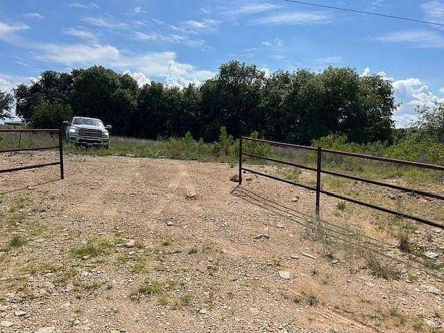 10 Acres of Land for Sale in Dublin, Texas