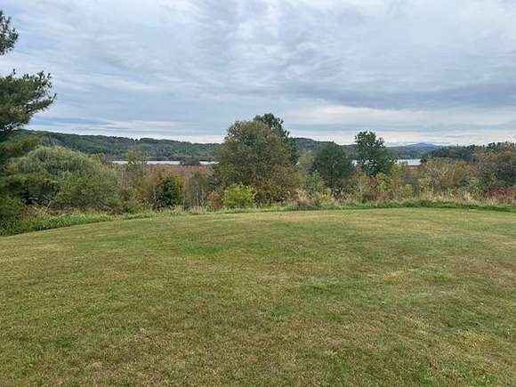 2.23 Acres of Residential Land for Sale in Newport, Vermont