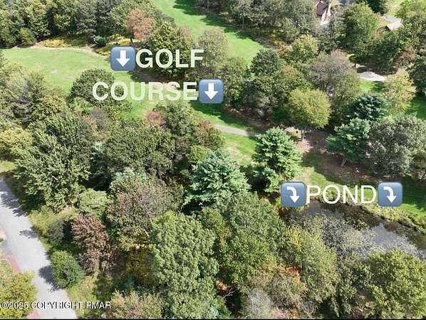 0.92 Acres of Residential Land for Sale in Lake Harmony, Pennsylvania