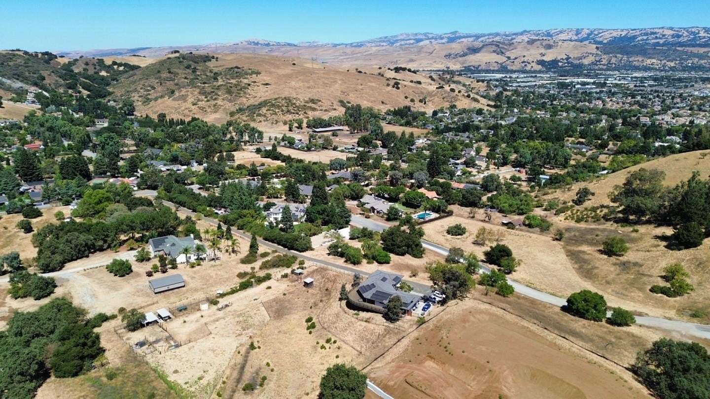 1.01 Acres of Residential Land for Sale in Morgan Hill, California