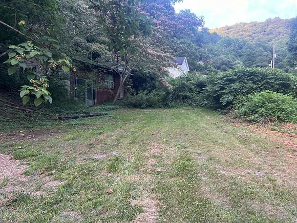 5.6 Acres of Residential Land with Home for Sale in Belfry, Kentucky